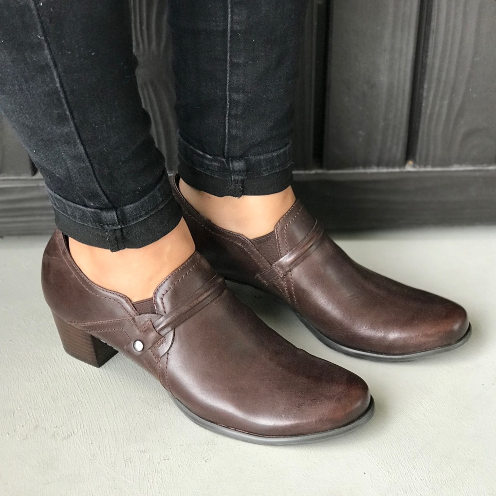 Distressed Leather Kitten Heeled Ankle Loafer Boot - Picture 2 of 5